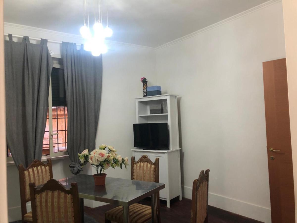 Apartamento Affaccio Su Piazza Navona Roma Exterior foto