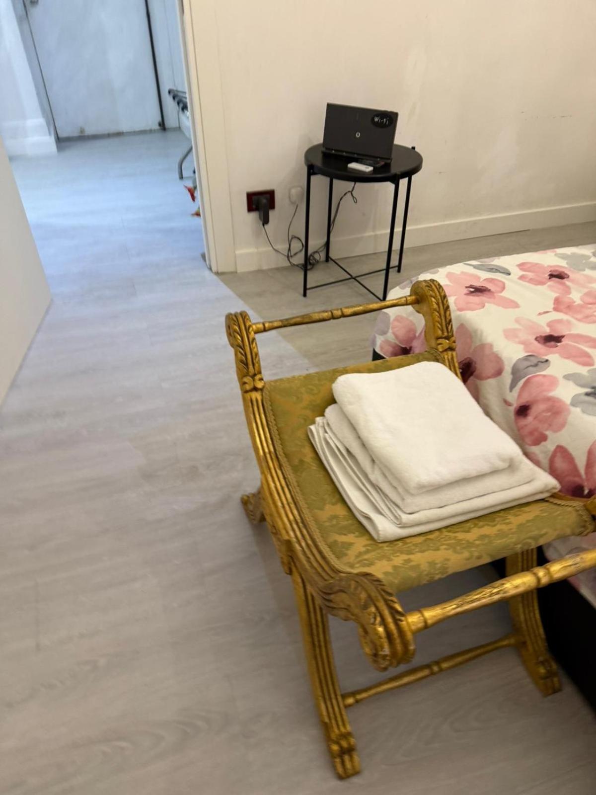 Apartamento Affaccio Su Piazza Navona Roma Exterior foto