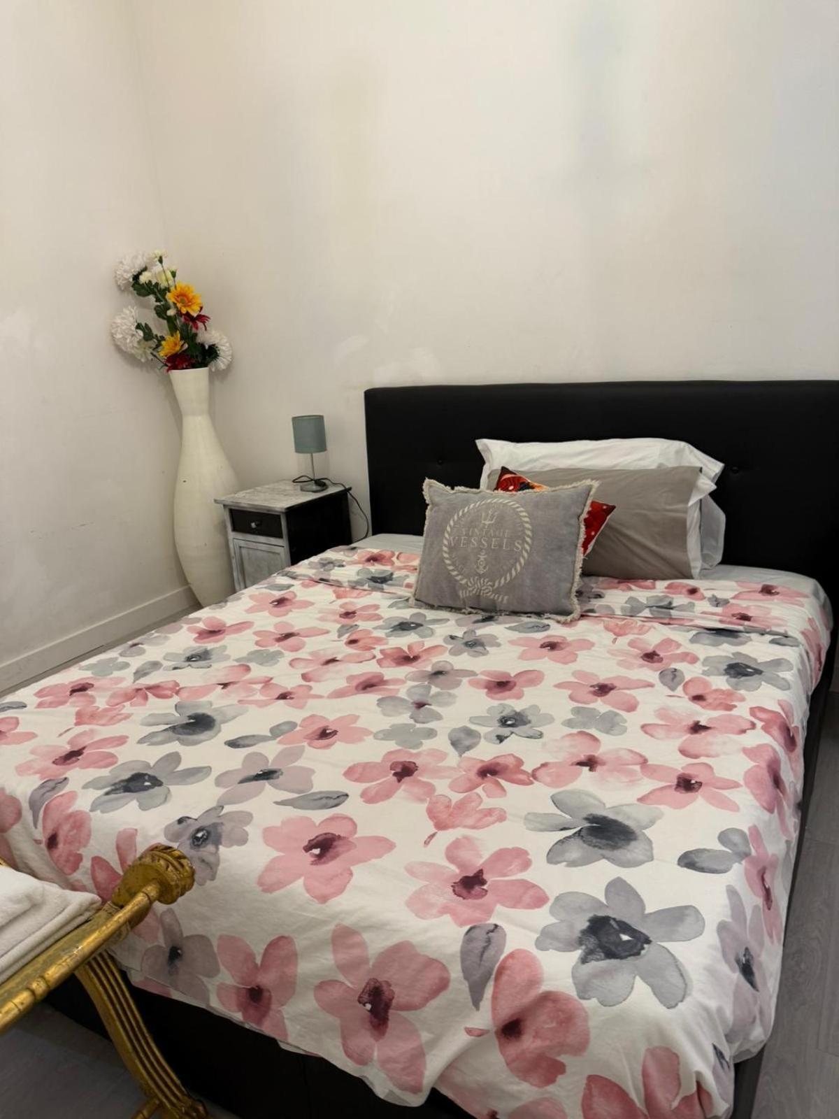 Apartamento Affaccio Su Piazza Navona Roma Exterior foto